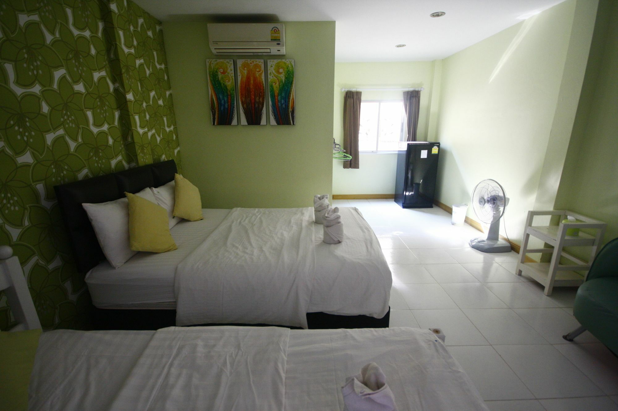 Tawaen Beach Resort Koh Larn Extérieur photo